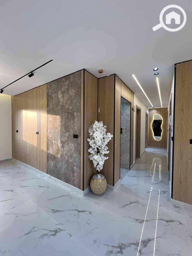 2 7fd2d162-87c0-4e05-9d4d-605ffad2261d. jpg