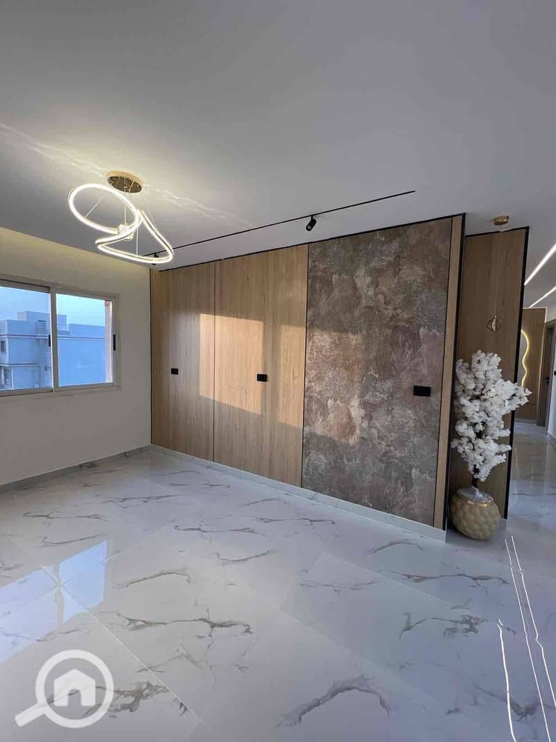 9 03617ad5-1375-4379-9f88-a42a245ce5c1. jpg