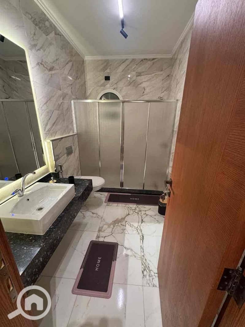 7 138f7385-a9f1-457b-9b92-aeefeafe8278. jpg