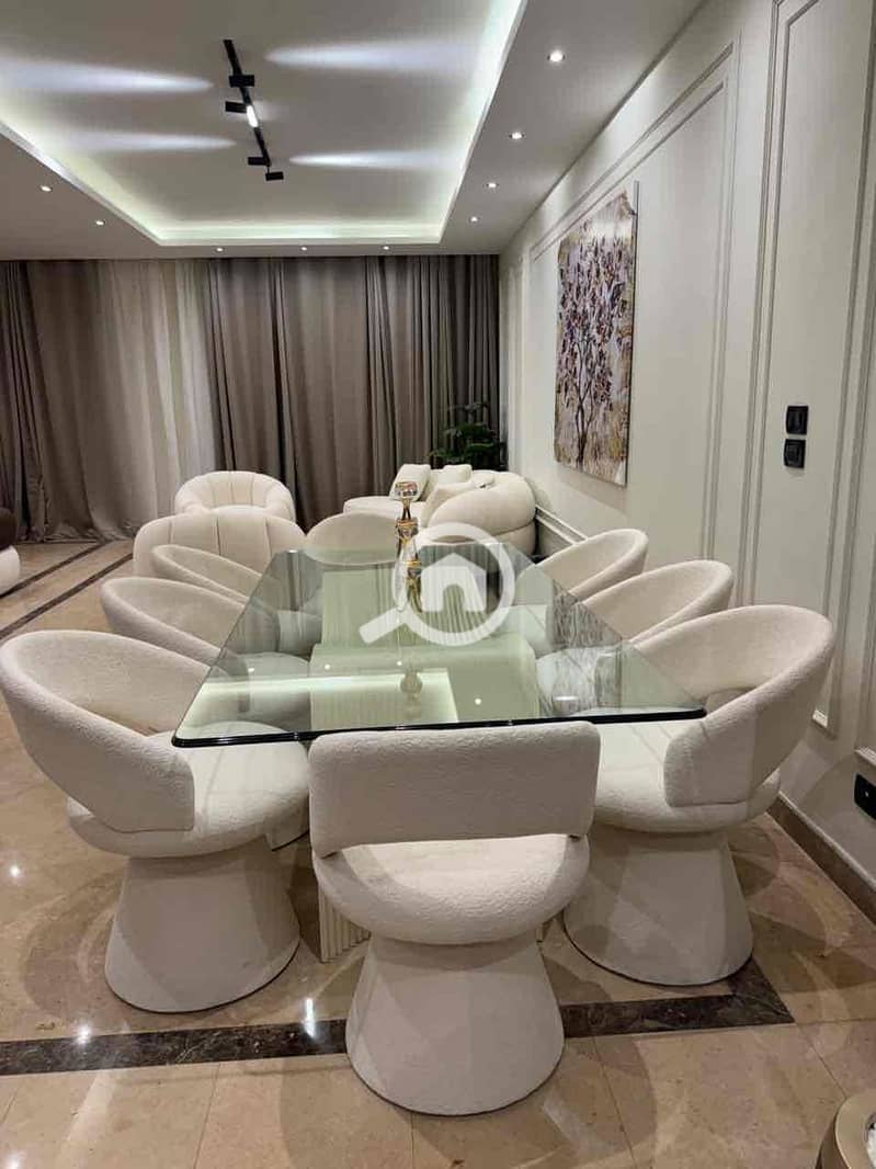 9 30c60b39-b92f-4de2-944d-f30ba08b5941. jpg