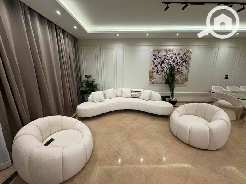 15 8b2be03f-9ae5-4012-a714-fe79bfbb60c3. jpg