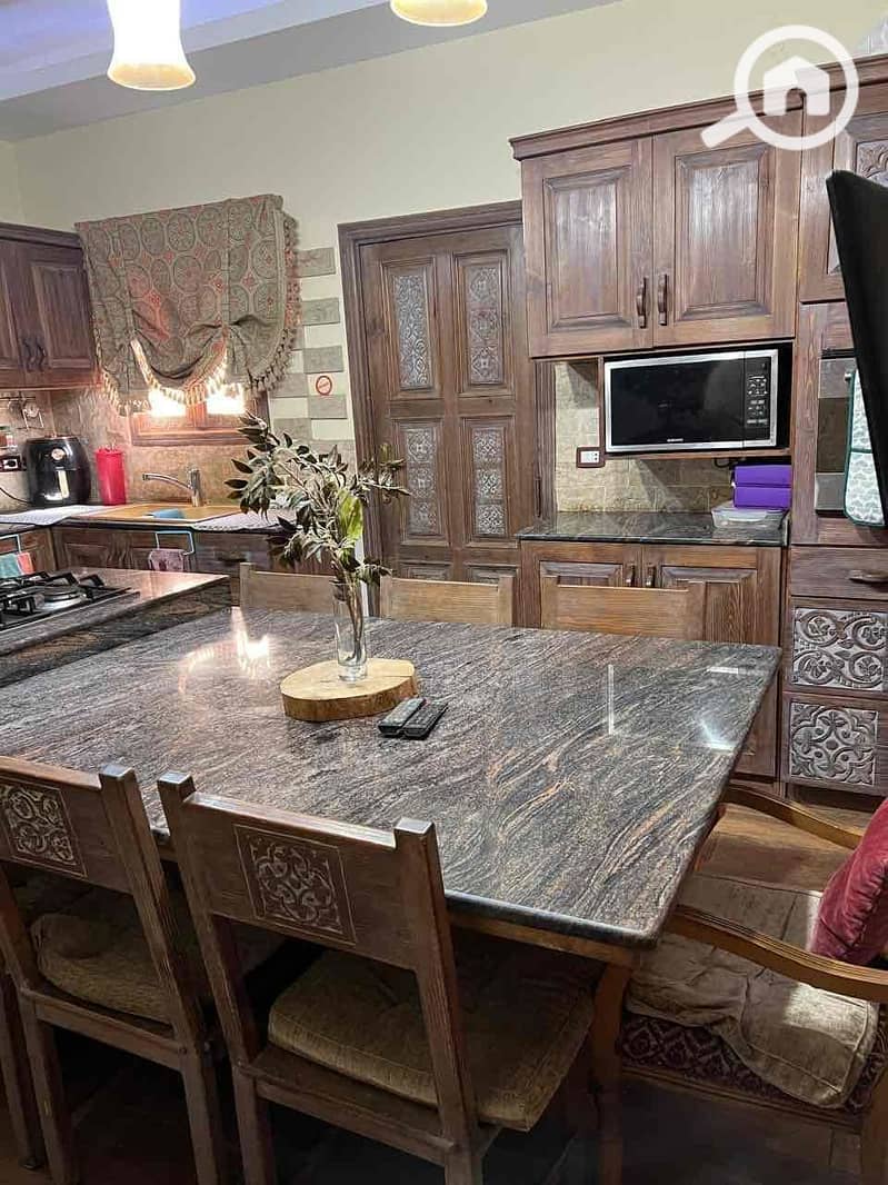 7 1e3f2bc0-6d6f-4de1-83e1-4138b03d7f19. jpg