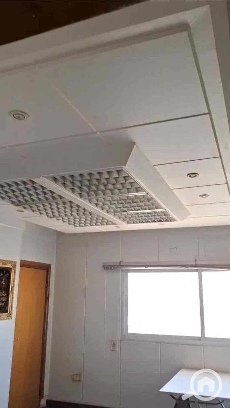 22 3386d7bb-49ed-4ec4-9640-c5f64059a4b8. jpg