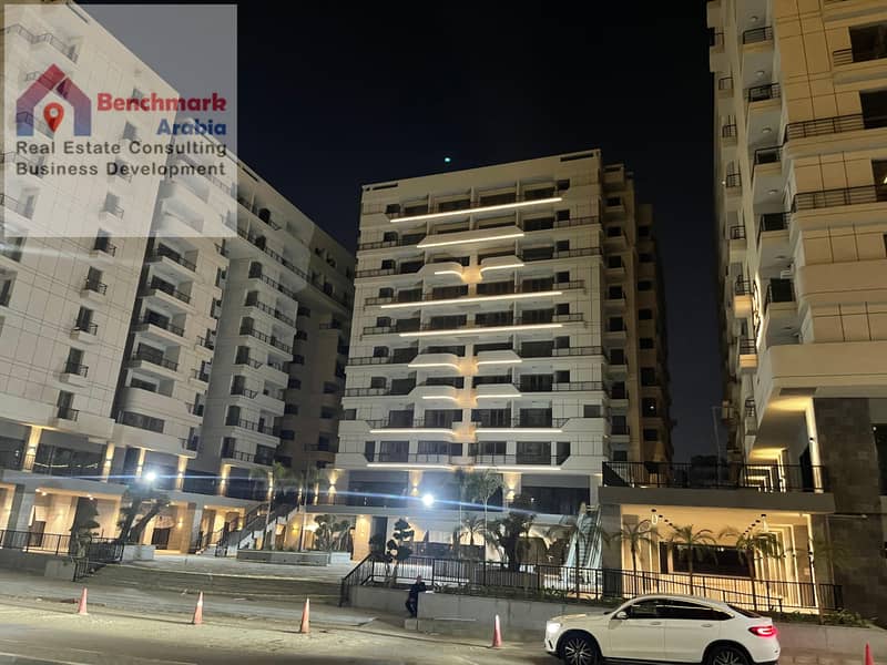 4 105911a7-d1c1-4b26-a197-7179874b4736. jpg