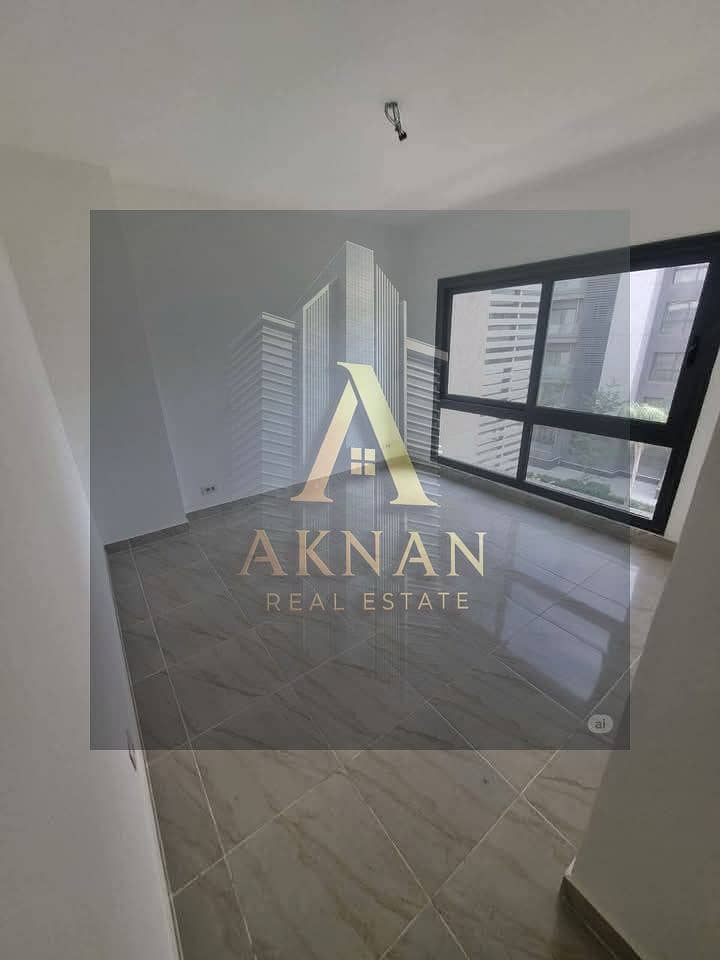 4 WhatsApp Image 2025-12-02 at 10.05. 48. jpeg