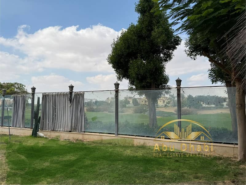 4 636fe632-57ad-4a7e-a17f-cfe18c866d50. jpg