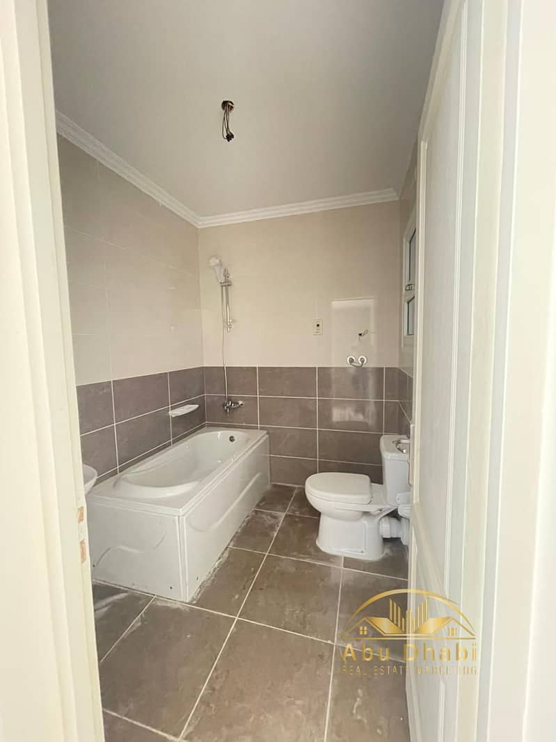 15 961effa0-3e94-4cd3-b16e-c94470f8f974. jpg