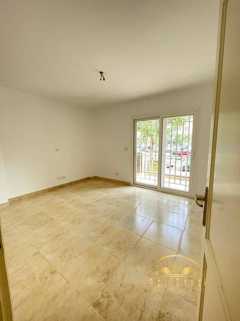 19 f613b0e8-4e37-40fb-b6b6-cb0411fc2d3d. jpg