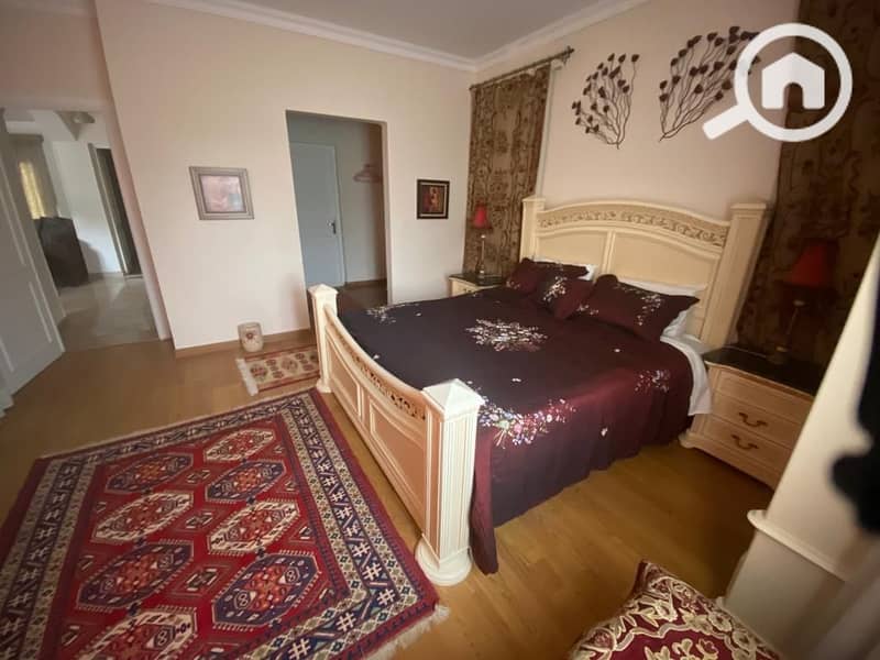 16 d909cb6e-e89f-4ec3-9db9-2e20a0930e93. jpeg