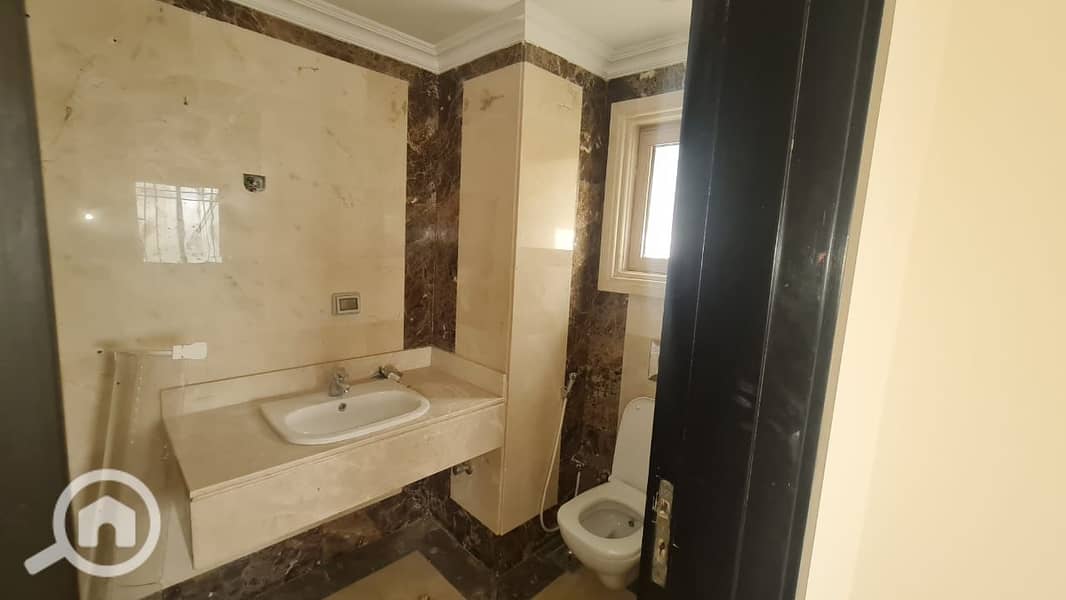 9 51c51c48-4ad7-423d-b5dd-aadf31c7c609. jpeg