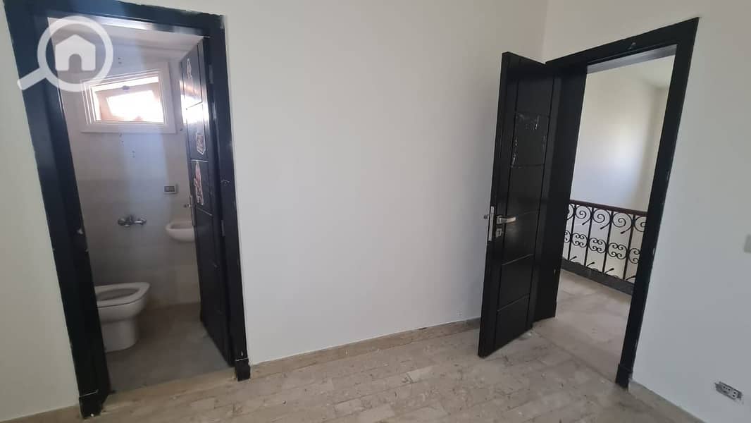 13 802bdd3b-16e9-4f0f-bd84-e56e079ad193. jpeg