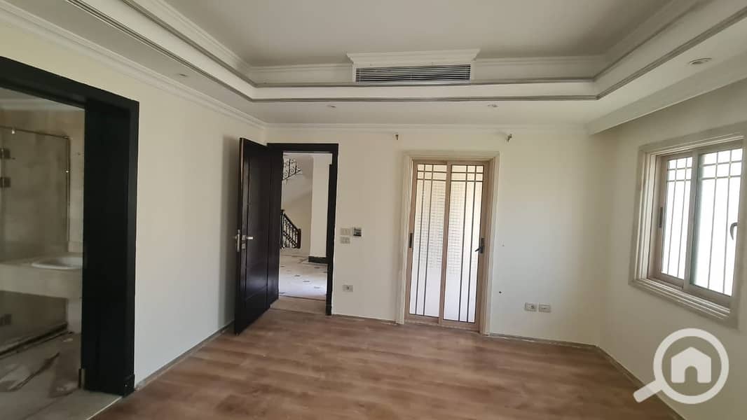 20 72713483-caf1-4db5-b1d0-05423e9fdc31. jpeg