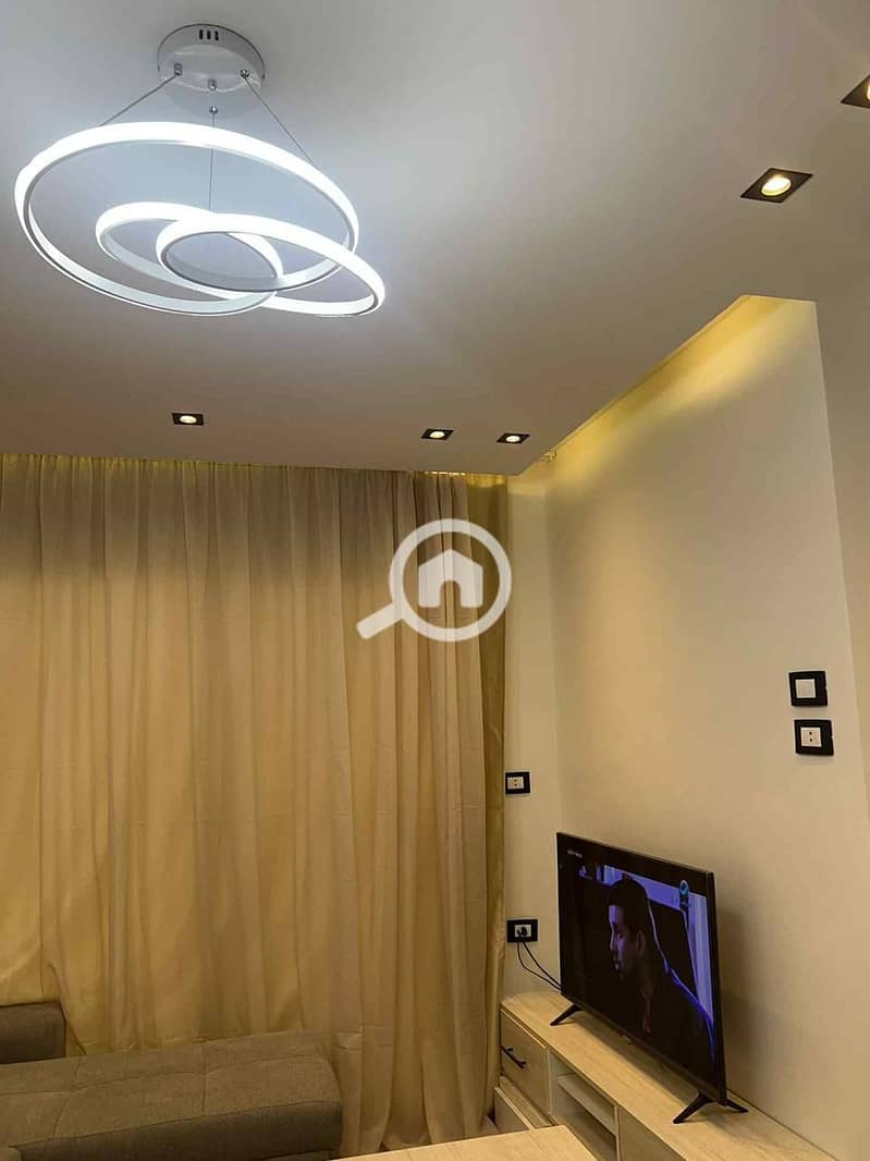 3 258a4330-b514-46f2-8bf8-60af28c0b730. jpeg