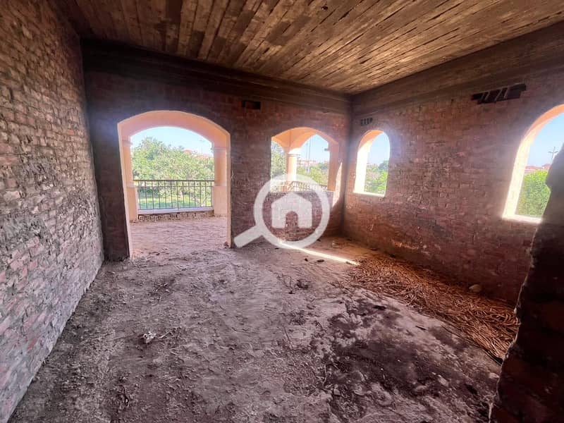 8 WhatsApp Image 2025-02-11 at 11.48. 20 PM. jpeg