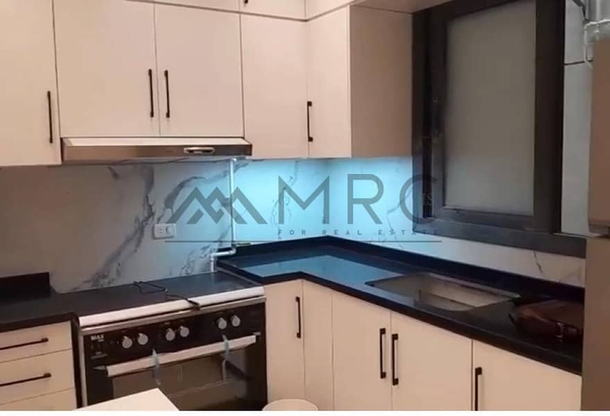 4 2eb3c823-e18b-44ff-b349-712b2dd6979c. jpg