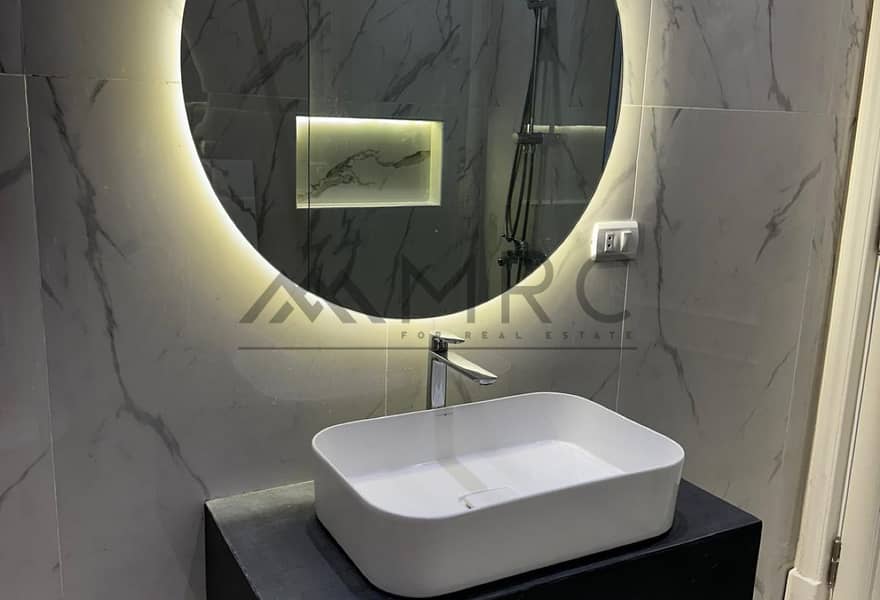 5 0be48e80-7c2f-4df0-9709-78a3574a70c4. jpg