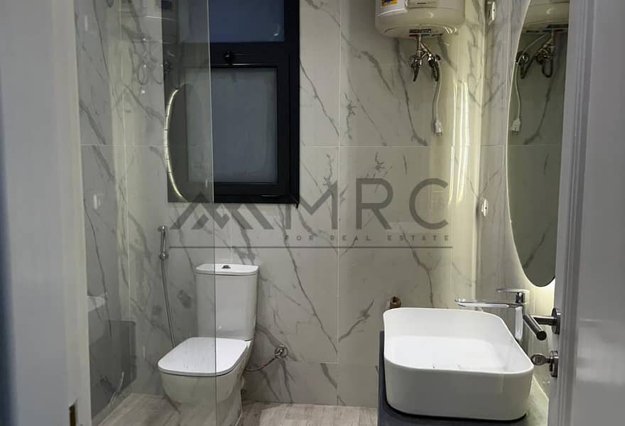 6 aa86898d-b42b-4173-b0c8-2b89d6af78a1. jpg