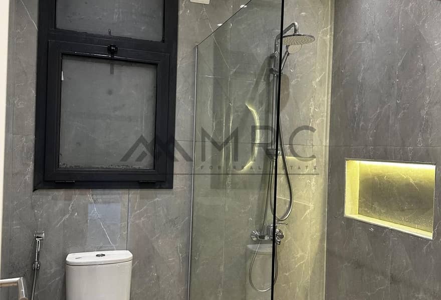 7 8c0bb59d-352e-4e30-bfe1-b7ac92028be3. jpg