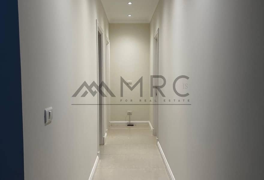 8 533f97d1-578c-468e-a3aa-de4bf8f43491. jpg