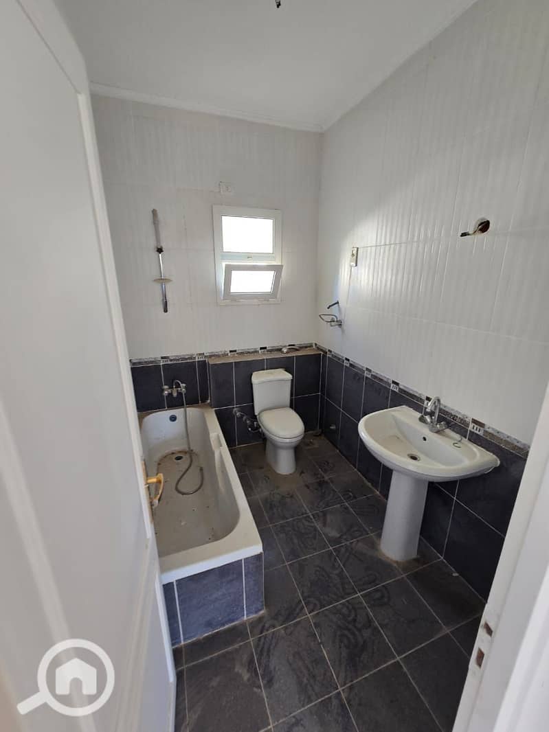 13 2664ceff-3deb-4793-af01-249b6cfbc91a. jpeg