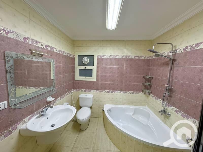 17 IMG-20251028-WA0122. jpg