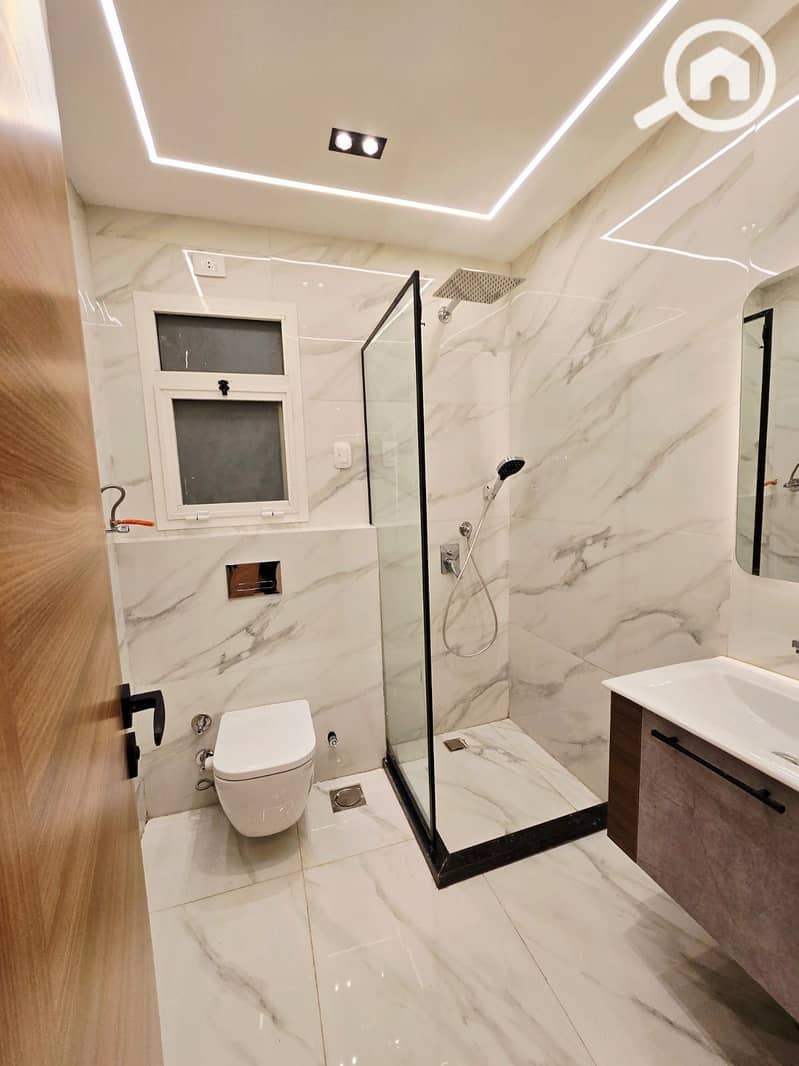 10 eb7475f4-09d3-45c5-a28a-9b574c736b58. jpeg