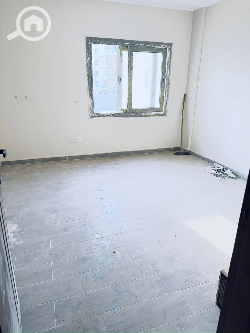 9 f6f328b6-5538-4f17-89f0-989e55e65f85. jpg