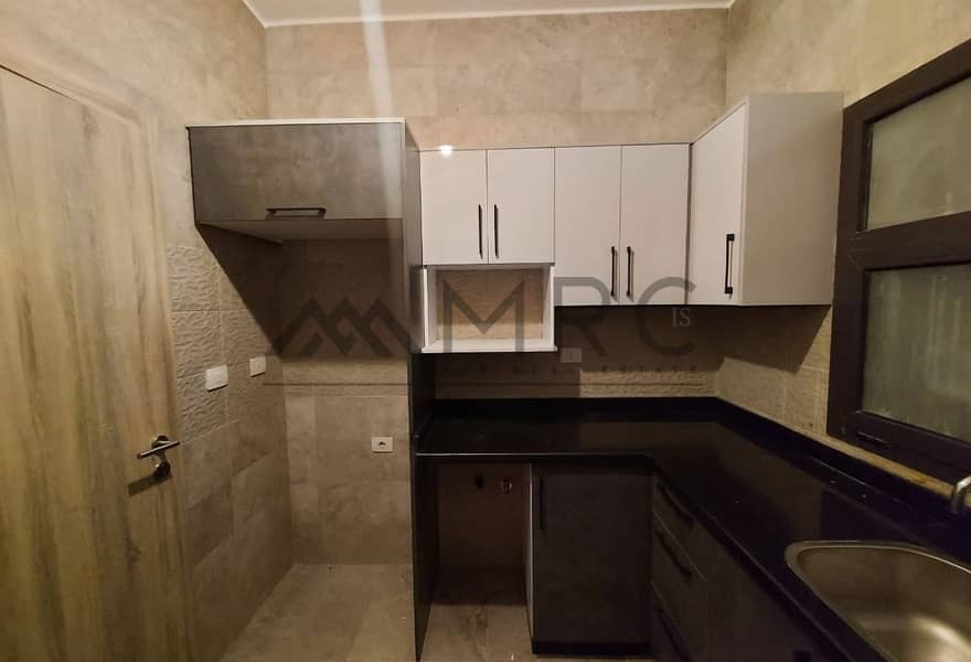 6 cd097b63-1d40-4d37-9432-dffb38a62e1c. jpg