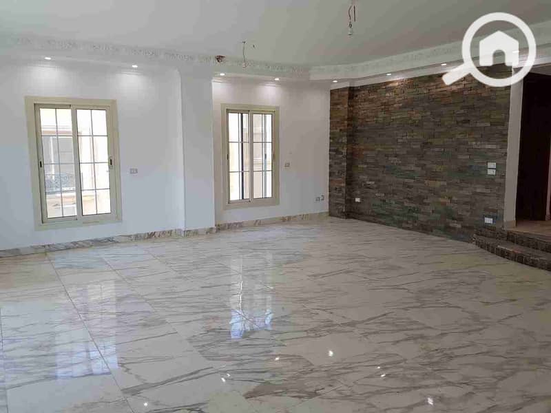 1000287653. jpg 1000287653. jpg