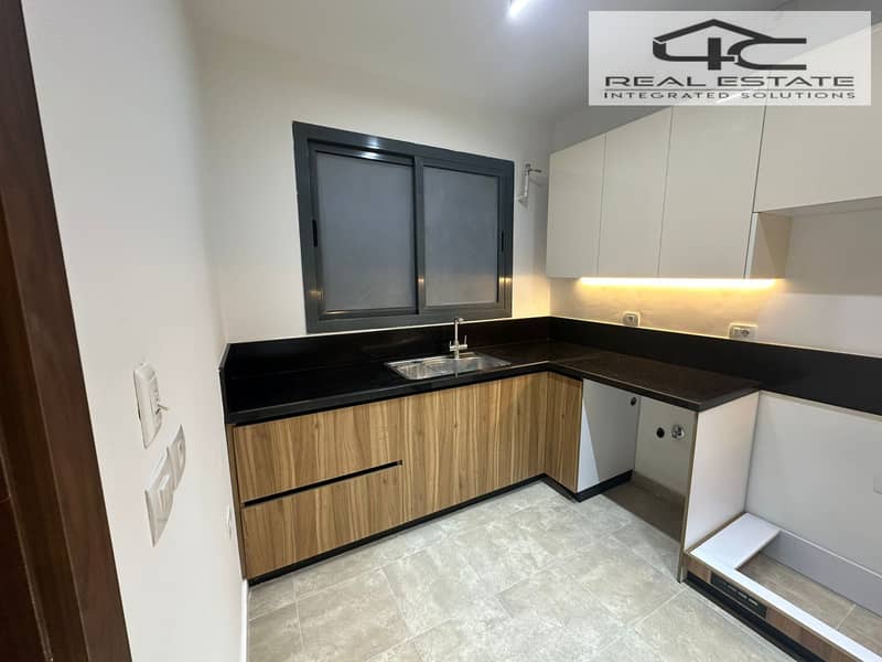 9 WhatsApp Image 2025-12-01 at 11.28. 29 PM (7). jpeg