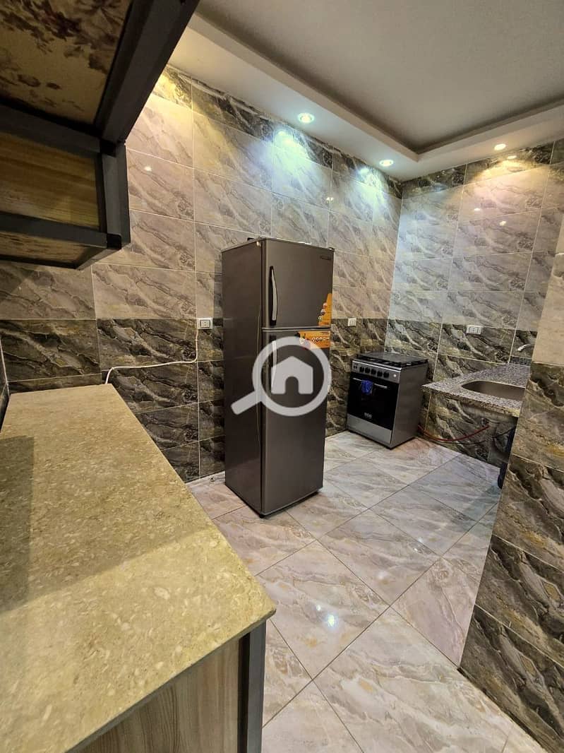 3 986edba2-d336-42ab-a080-37dcd7e6c973. jpg