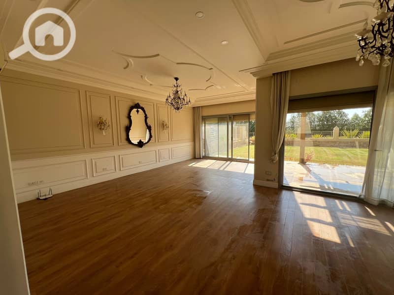 5 4232e851-8b4f-47ff-bc4c-e7e0044d2bc7. jpg