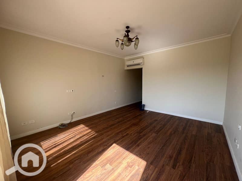 6 63919444-b0cd-4da8-883e-f209116e0952. jpg