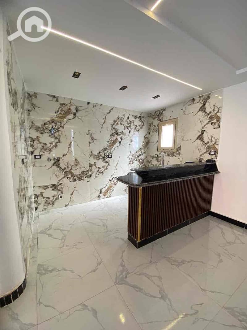 16 9e86f321-a36b-4441-babf-b77981878665. jpg