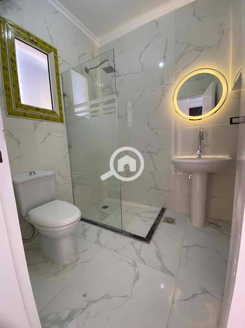 18 62e46d88-5af9-4fcb-bf1c-ce4d0f84c7eb. jpg