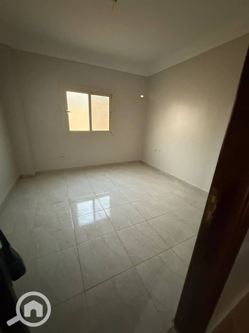 4 79c59c65-c64e-4500-89c5-516add9bf1bc. jpeg