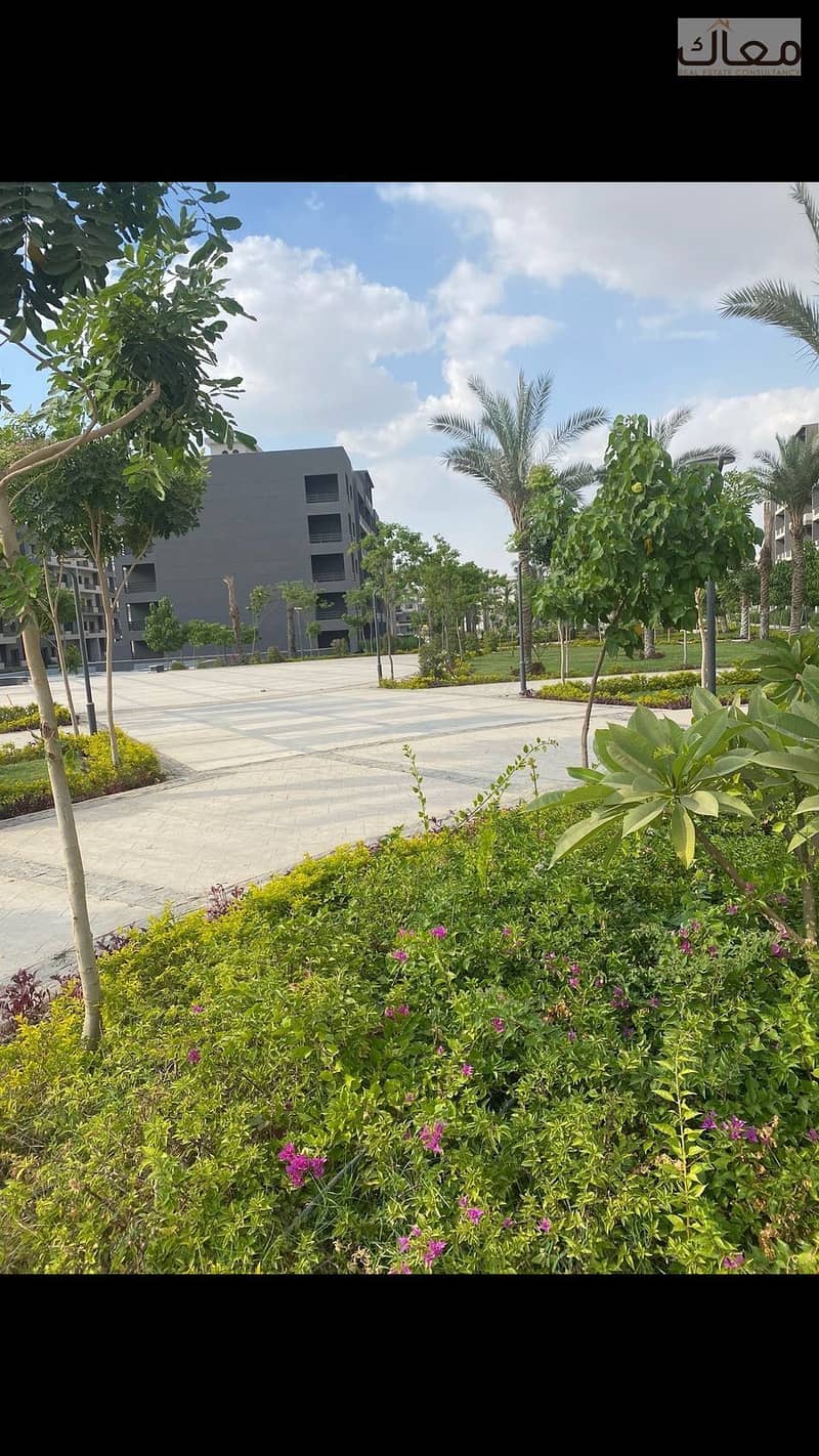 9 c46b6b45-8a68-4cc2-b7a0-360fa7bcac62. jpeg