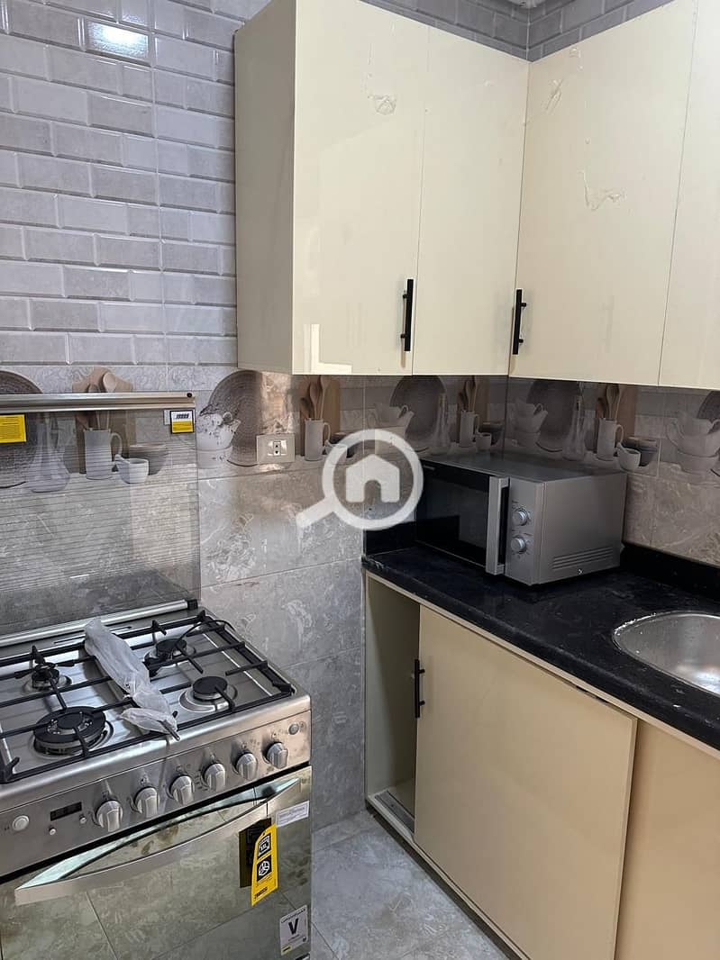 4 2e9d64ee-4b96-4879-bb7c-0a22299342ab. jpeg