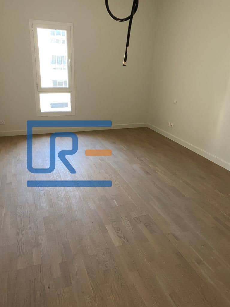 7 9569570d-adaf-4fcd-95b3-aa8998a63ff4. jpg