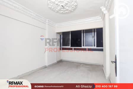 3 Bedroom Flat for Sale in Sidi Beshr, Alexandria - 1. jpg