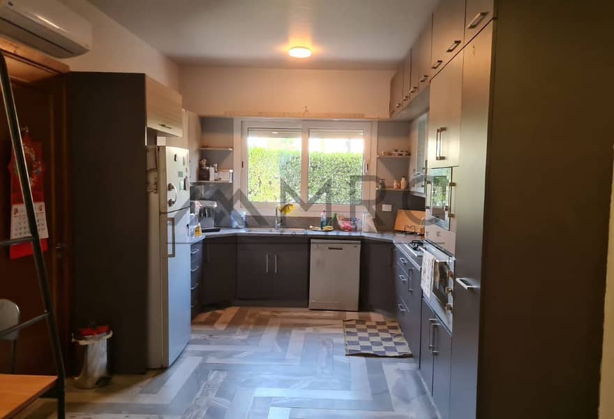 9 239f01f3-1902-4946-993b-fd7b9d841dab. jpg