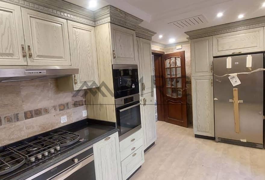 7 26e45343-9793-443b-a590-bf1477c9bd2e. jpg