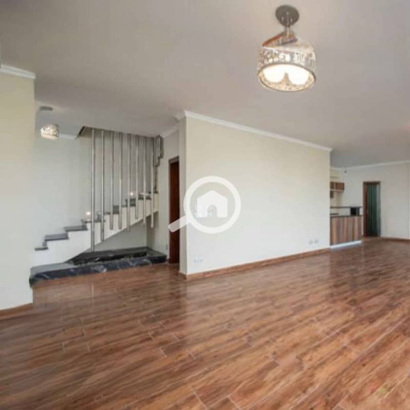 3 8616274d-8ca1-40b2-920f-7fb7ccdb2dde. jpg