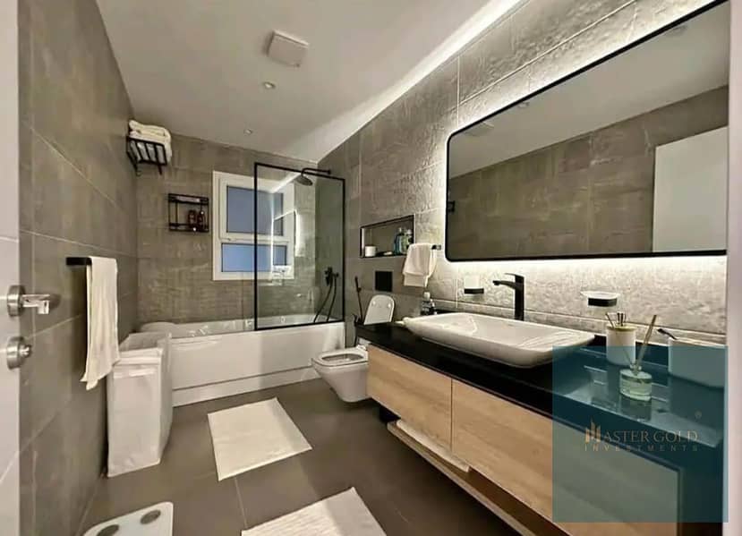 4 WhatsApp Image 2025-12-02 at 12.17. 17. jpeg