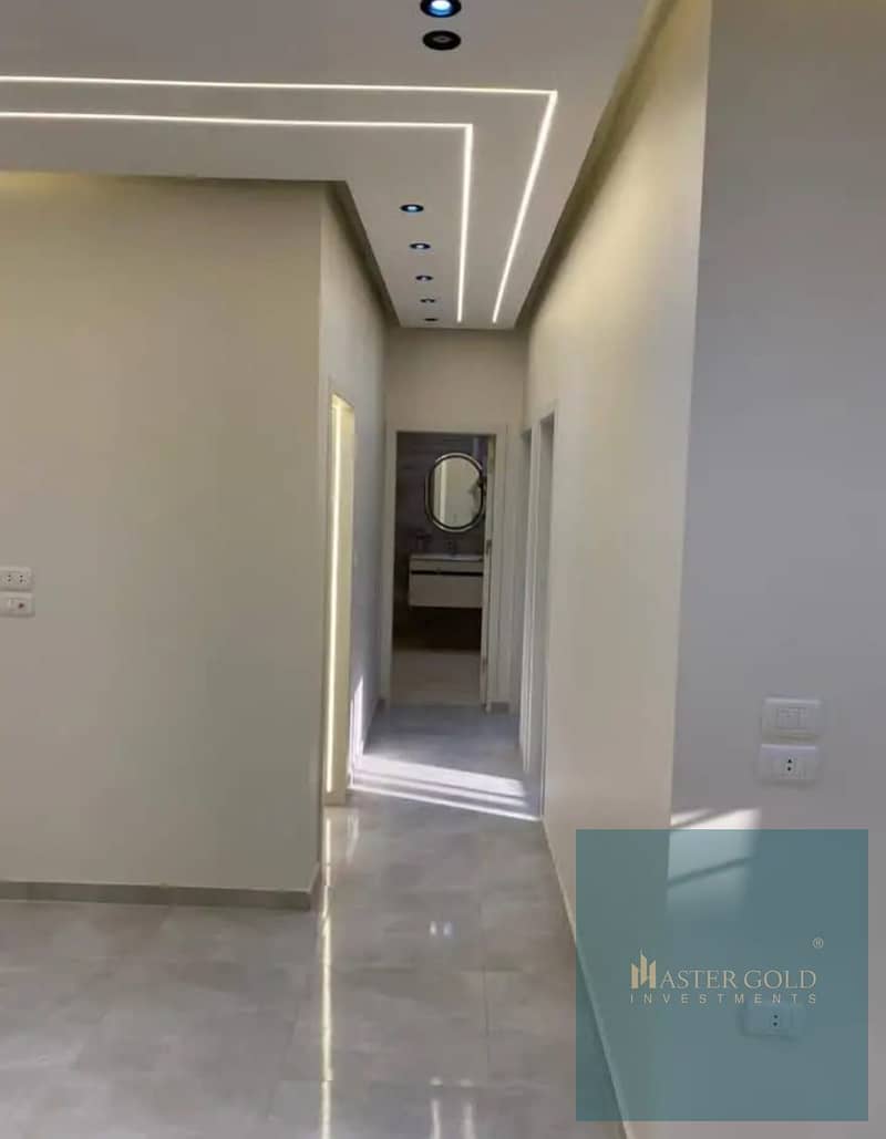 7 WhatsApp Image 2025-12-02 at 12.17. 1800. jpeg