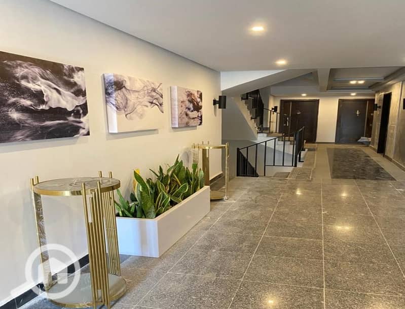 4aedded5-fe62-4c6b-9af7-a795e7d14535. jpg