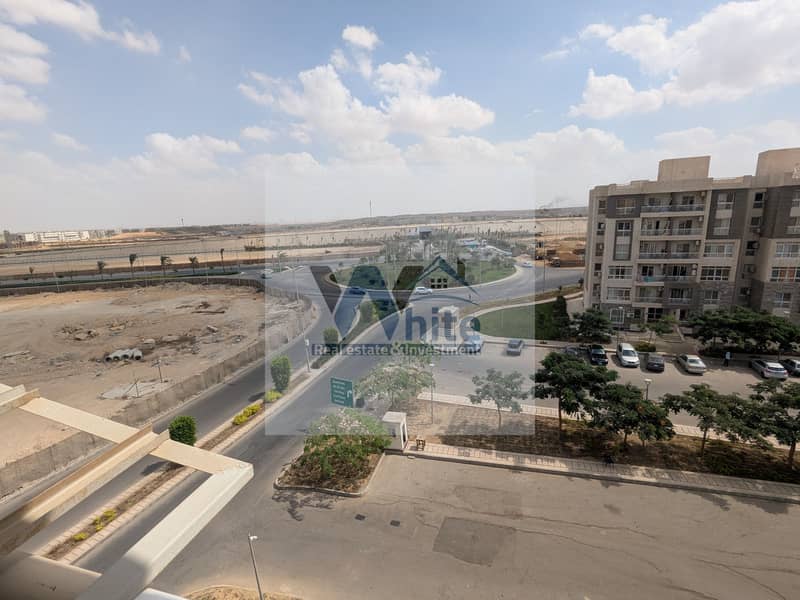 PXL_20251005_093705666. jpg