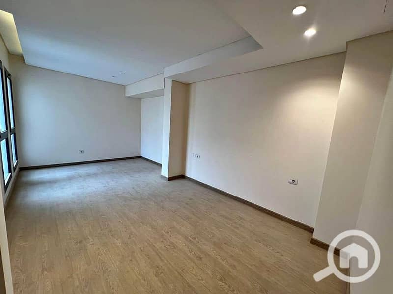 2 466104624_1274326707348449_4032975396156250884_n. jpg