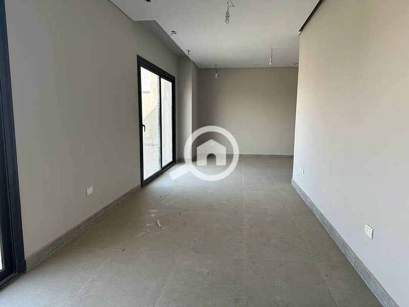 3 484686267_2271865673207051_8142327268837297241_n. jpg