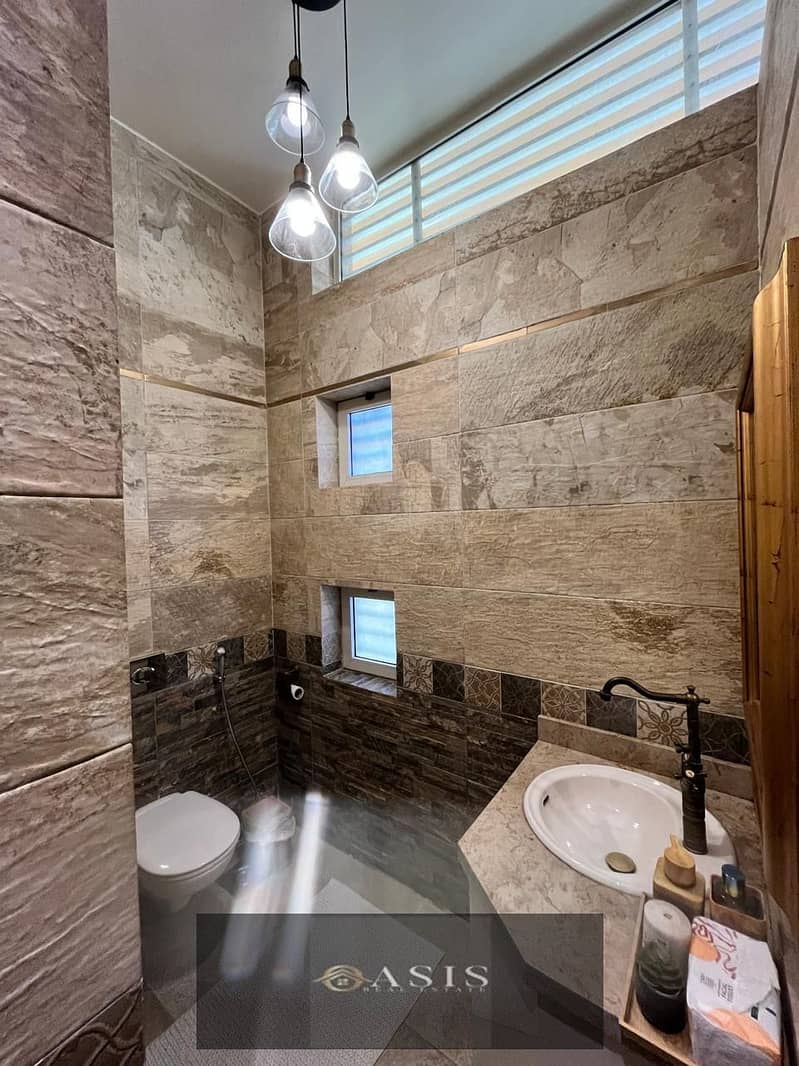 9 WhatsApp Image 2025-11-19 at 14.37. 53 (4). jpeg